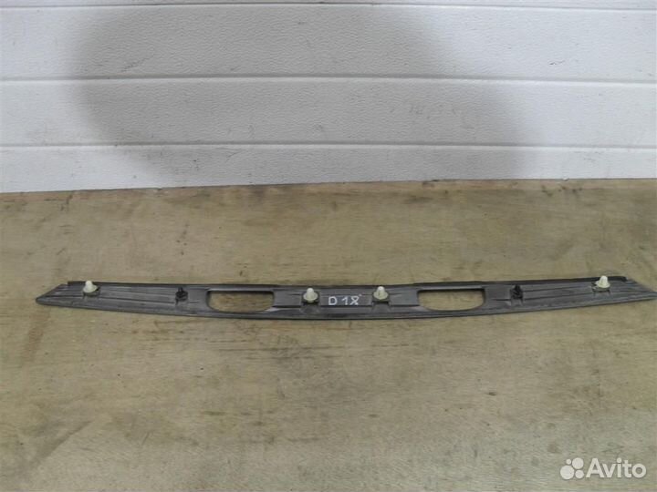 Накладка крышки багажника Honda Civic 4D (FD) 2009