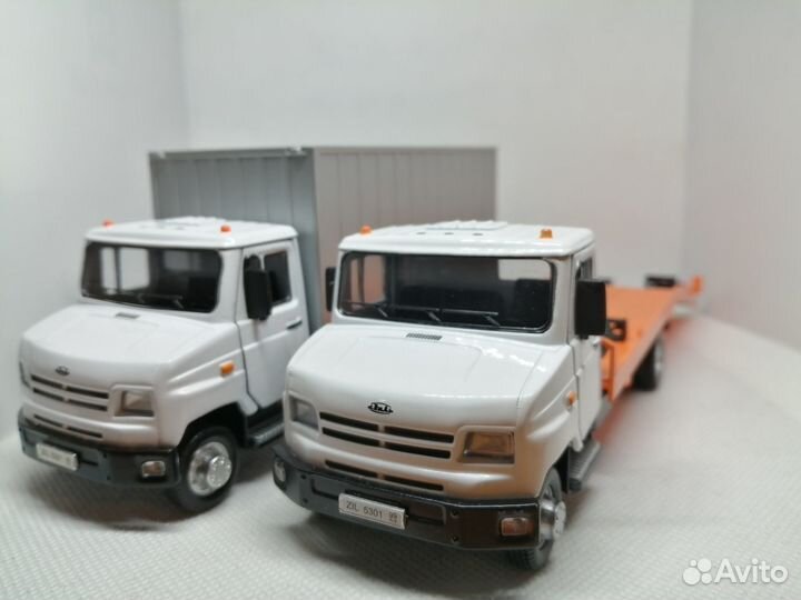Модели ЗИЛ-5301 «Бычок» Эвакуатор и Фургон вместе
