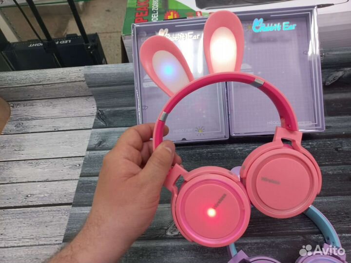 Беспроводные наушники с ушками