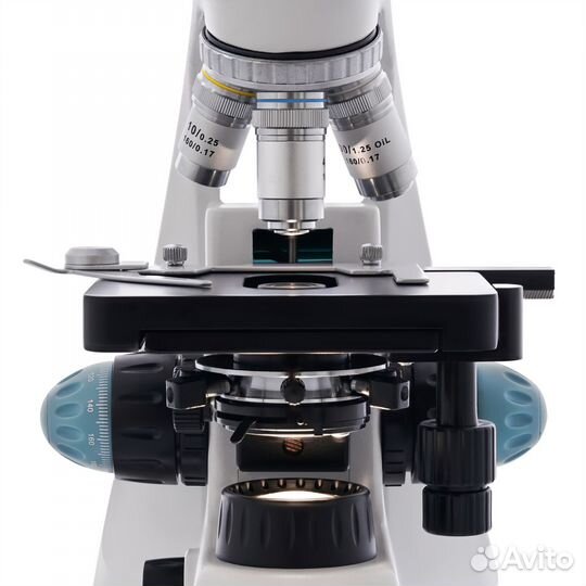 Микроскоп Levenhuk 500T, тринокулярный