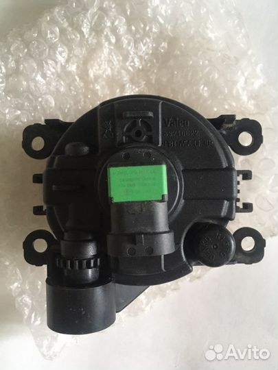 Фара птф Mitsubishi Outlander 2 XL MN142091