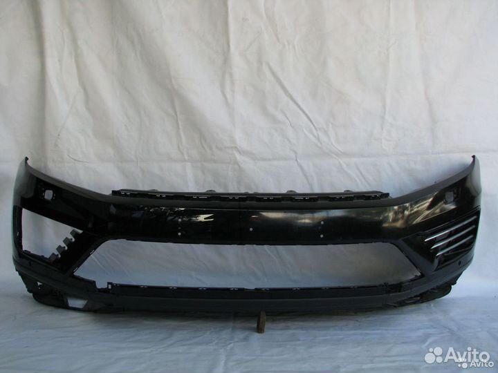 Volkswagen Touareg Бампер передний 2014+