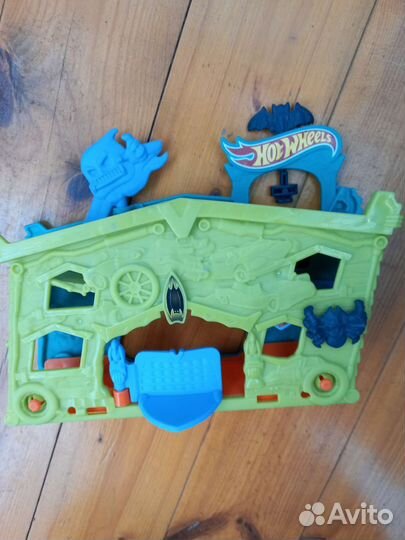 Hot wheels