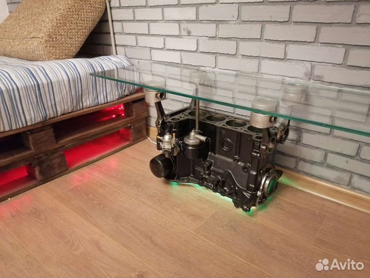 Стол из блока двигателя