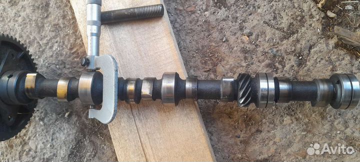 Распредвал