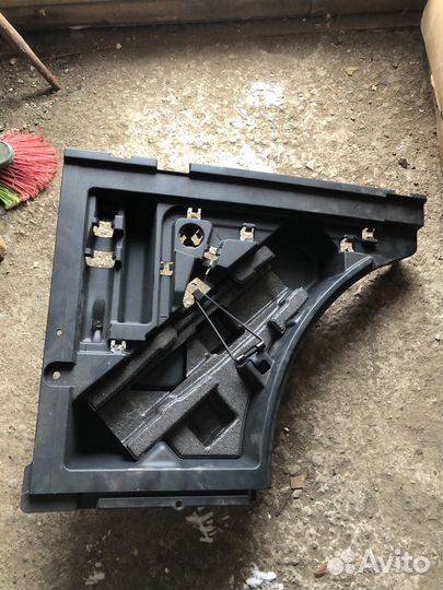 Lexus rx 350 ниша под домкрат