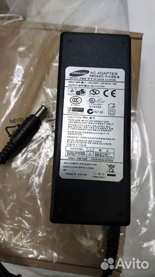 Блок питания для ноутбука Samsung