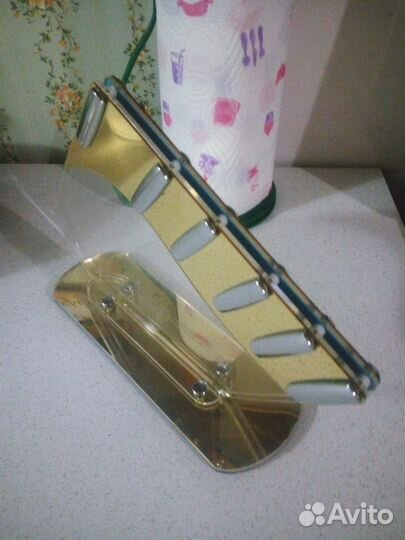 Держатель -подставка для ножей