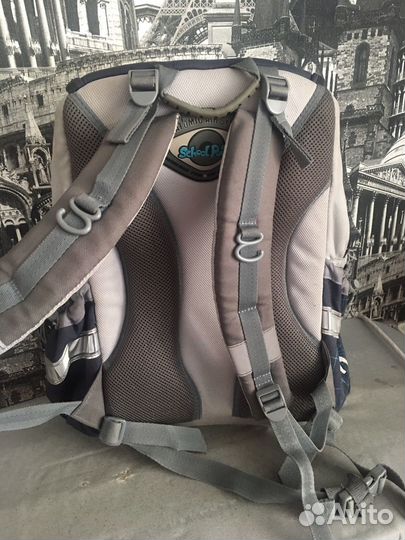 Школьный рюкзак