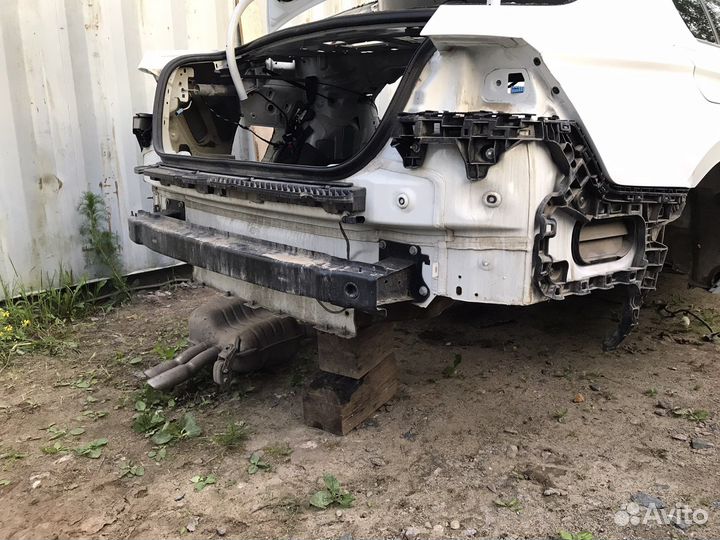 Панель задняя Passat B8 седан