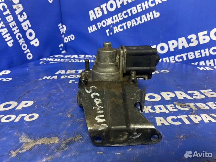 Клапан ускорительный. Scania P094Cb6X4Hz260