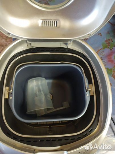 Хлебопечка