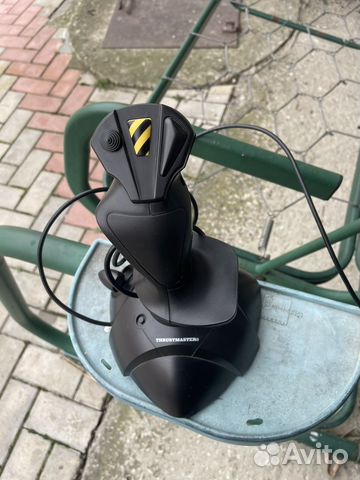 Джойстик Thrustmaster USB Joystick