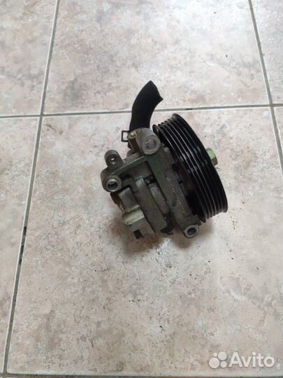 Насос гидроусилителя руля Mazda Tribute EP3W L3