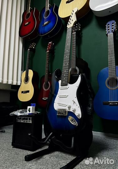 Электрогитара Fabio Stratocaster полный комплект