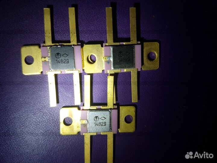 Продам конденсаторы км, крен Au, аоу103В1 Au и др