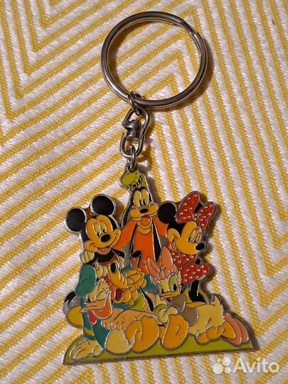 Брелок для ключей с диснеевскими героями