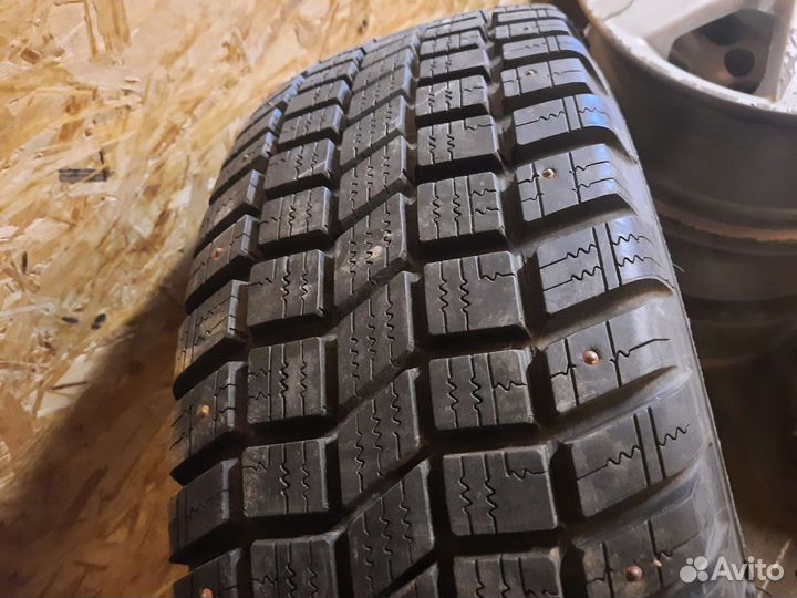 Michelin 4x4 XPC 235/70 R16