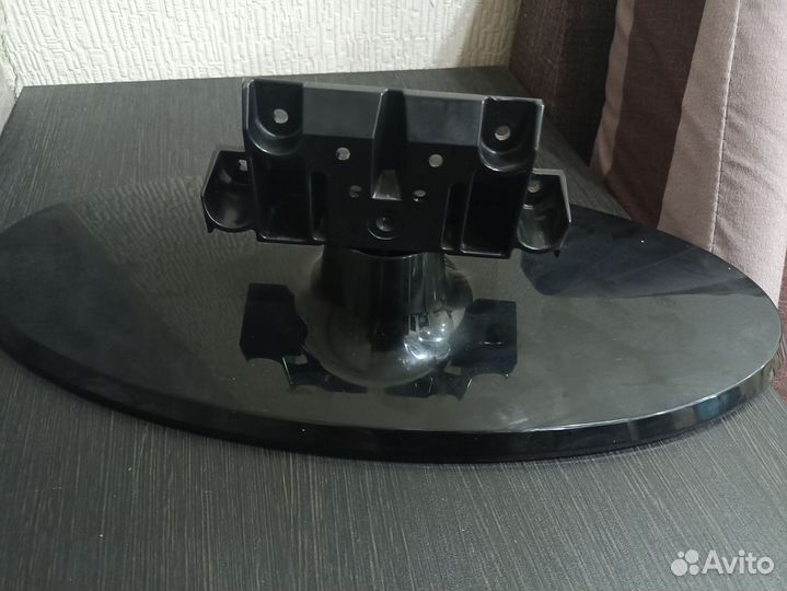 Подставка под телевизор