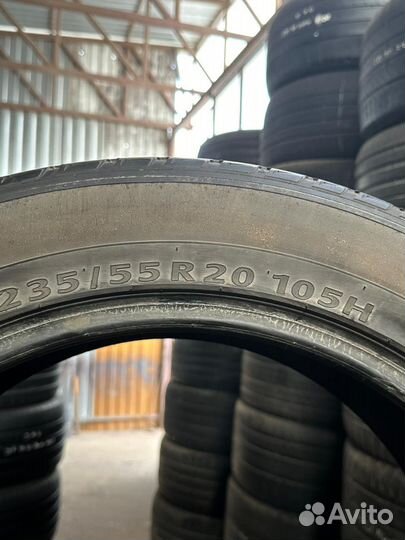 Kumho Crugen Premium KL33 235/55 R20 105H