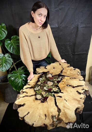 Столешница из спила с сухоцветами