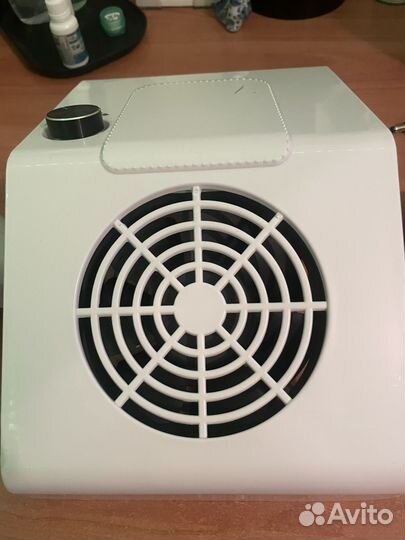 Вытяжка для маникюра