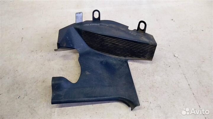 Накладка на стойку нижняя переднюю левую mersedes