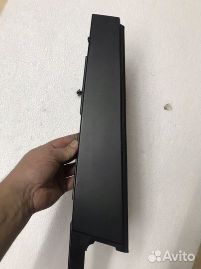 Накладка задней правой двери Passat B8