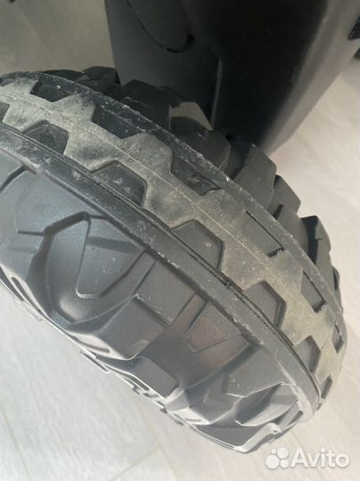 Детский электромобиль