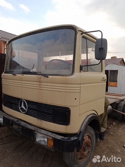 Mercedes-Benz 809, 1978