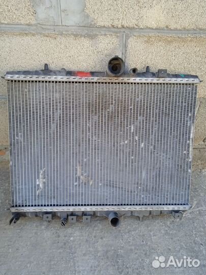 Радиатор peugeot 406