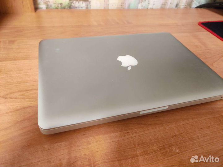 MacBook 13 4/240 2008