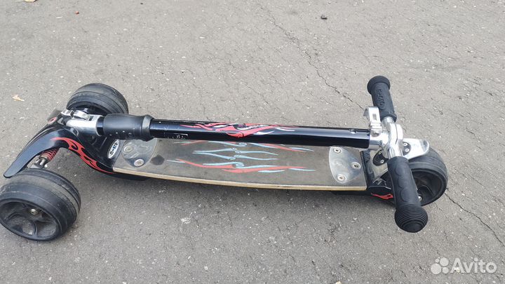 Самокат Micro Kickboard Monster