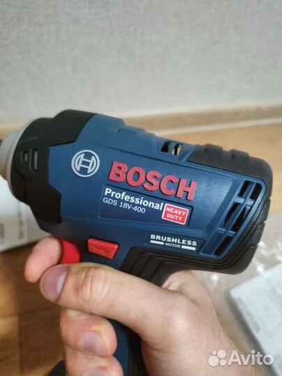 Гайковерт Bosch GDS 18V-400