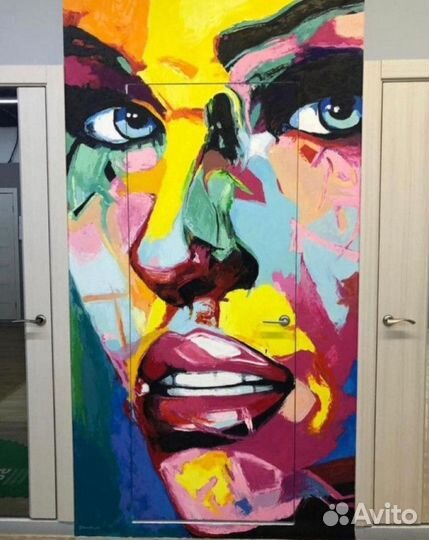 Скрытая дверь под отделку