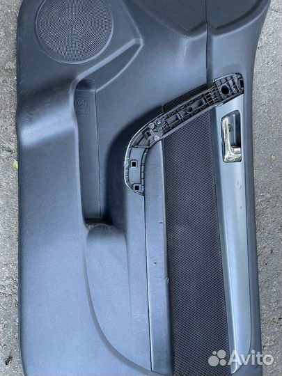 Дверная карта (правая) Kia cerato koup