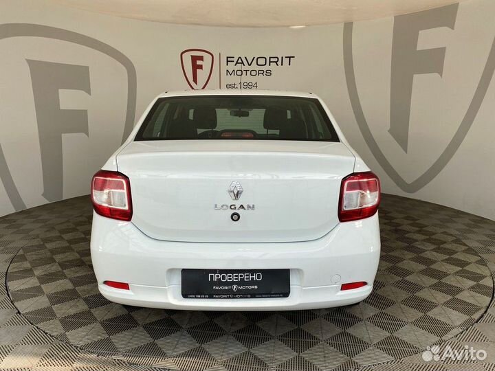 Renault Logan 1.6 AT, 2019, 67 600 км