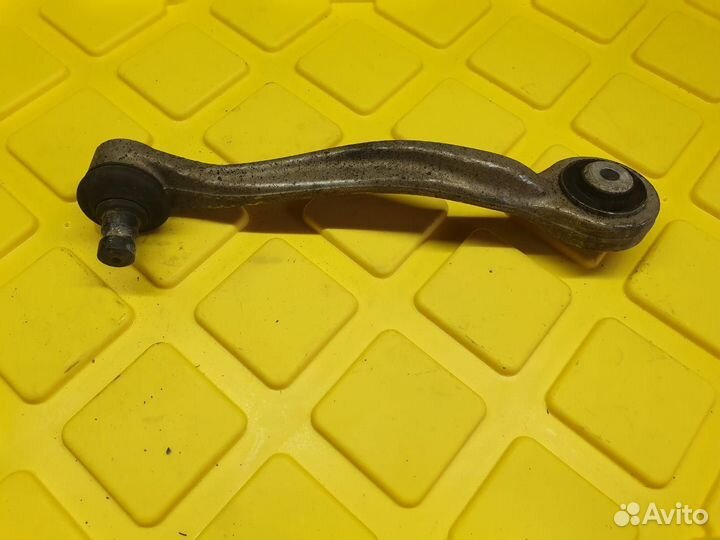 Рычаг передний левый верхний Audi A8 4E0407509F