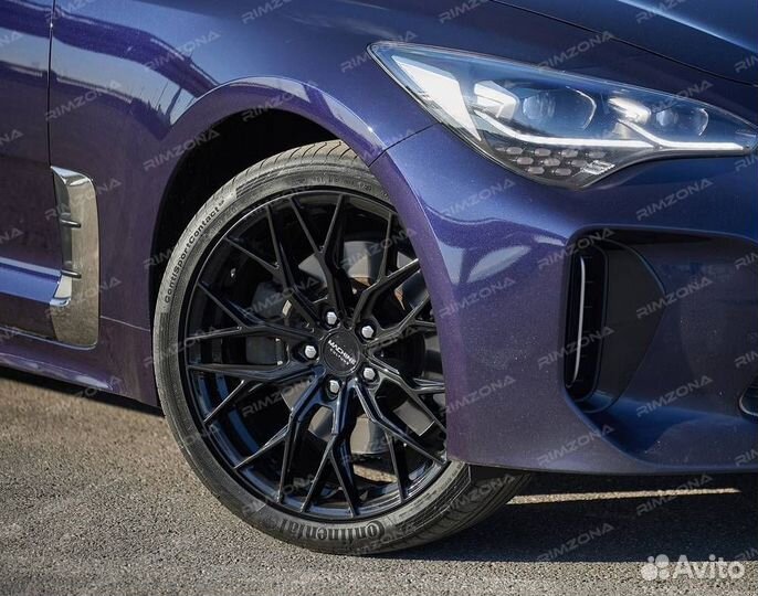 Новые литые диски на Kia Stinger R19
