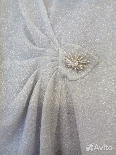 Платье нарядное серебристое новогоднее вечернее