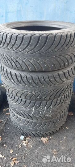 Sava Eskimo Stud 225/50 R17