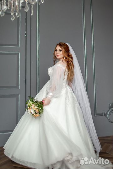 Свадебное платье.размер 46-54