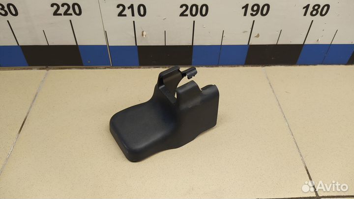 Крышка кронштейна сиденья Land Cruiser (150) -Prad