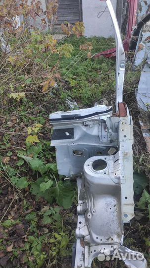 Ланжерон левый тойота рав 4 3