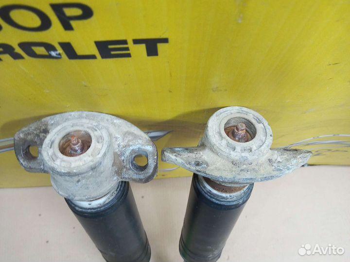 Амортизатор задний Шевроле Круз