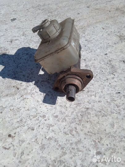 Главный тормозной цилиндр Газ 31105 седан 2.3 2005