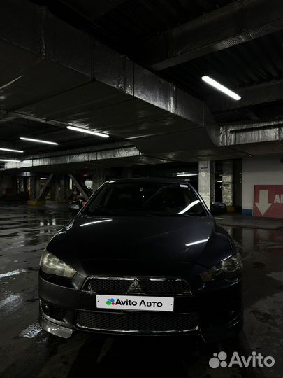 Mitsubishi Lancer 1.8 CVT, 2011, 260 000 км