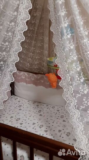 Балдахин и держатель для балдахина