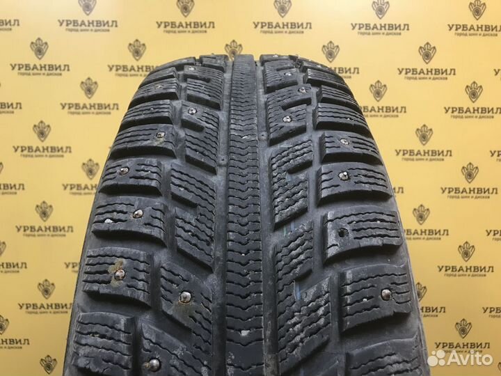 Kumho I'Zen KW22 215/65 R16 98T