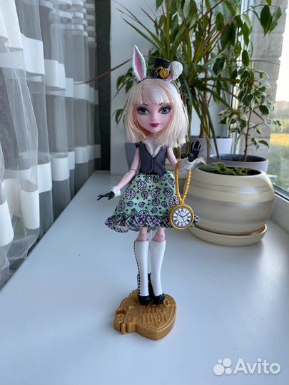 Банни кукла Ever After High